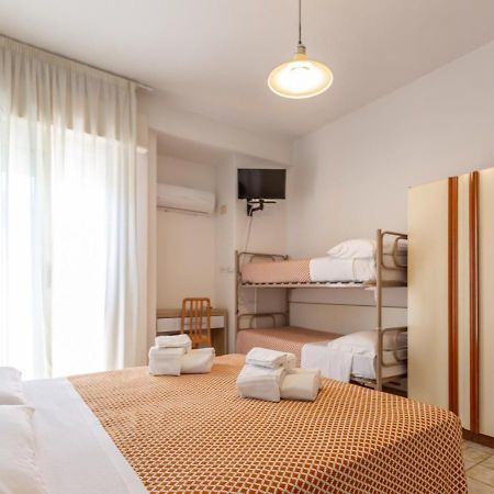 Hotel City Мисано Адриатико Екстериор снимка