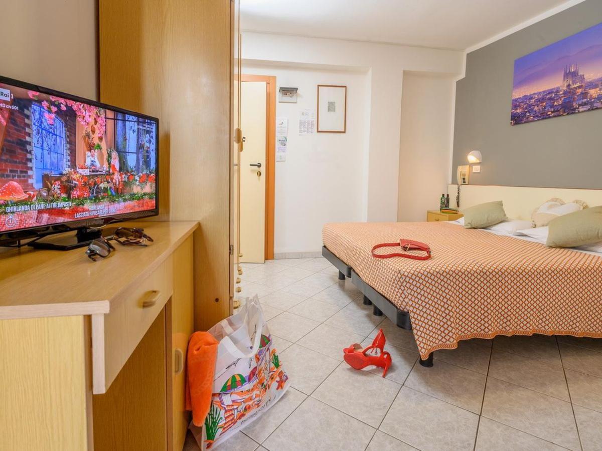 Hotel City Мисано Адриатико Екстериор снимка
