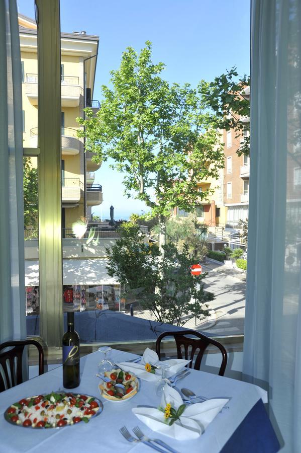 Hotel City Мисано Адриатико Екстериор снимка