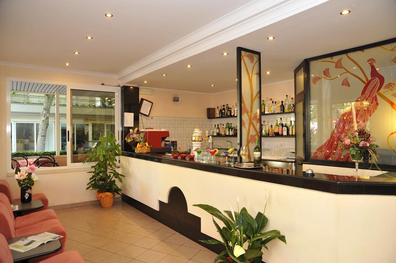 Hotel City Мисано Адриатико Екстериор снимка